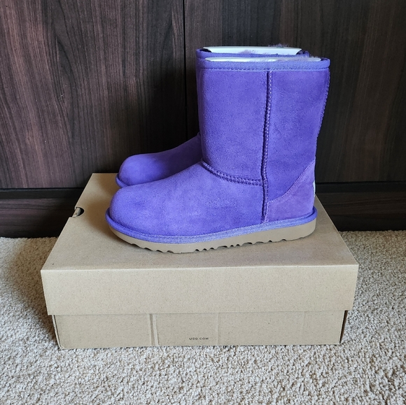 UGG Kids Classic 2 Purple - Picture 2 of 7